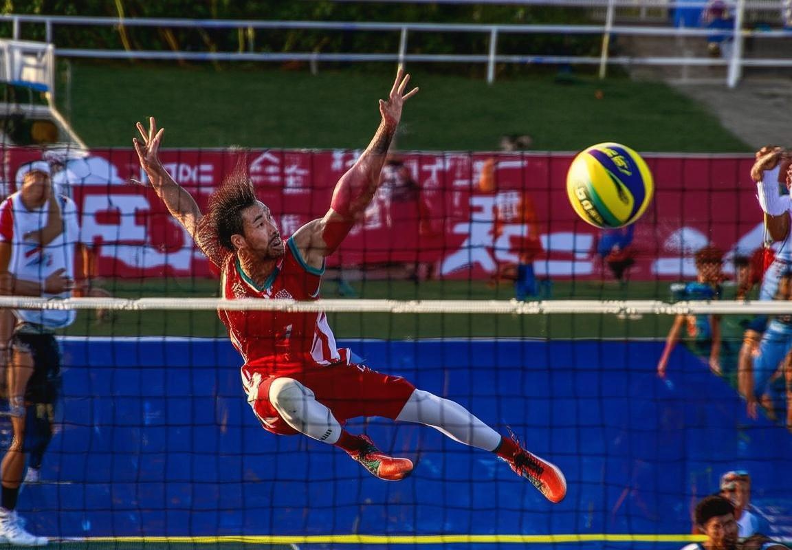 2020粤深篮球巅峰对决：精彩回顾与战术解析(图3)